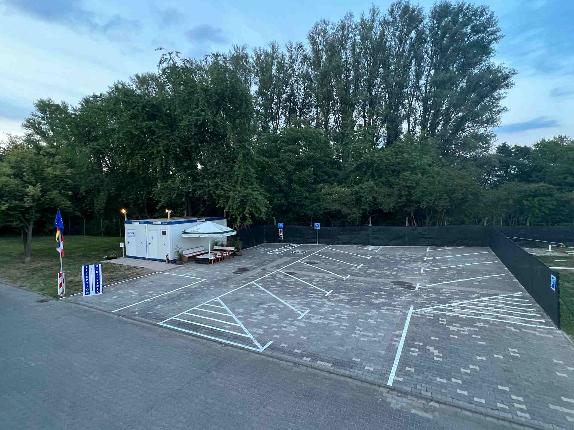 Fra-acces Park&fly Airport Frankfurt Flörsheim Am Main Fotos www.parkingaeroportfrancfort.com